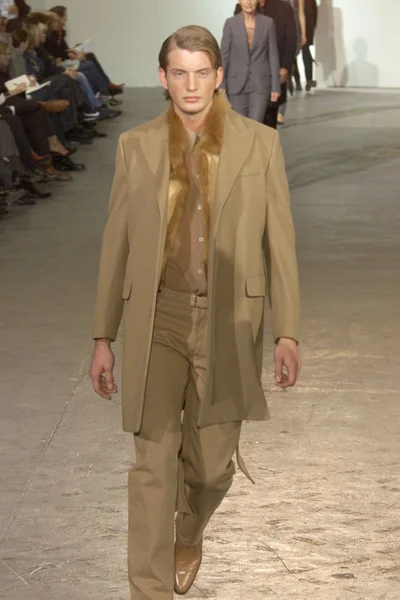 Look 61